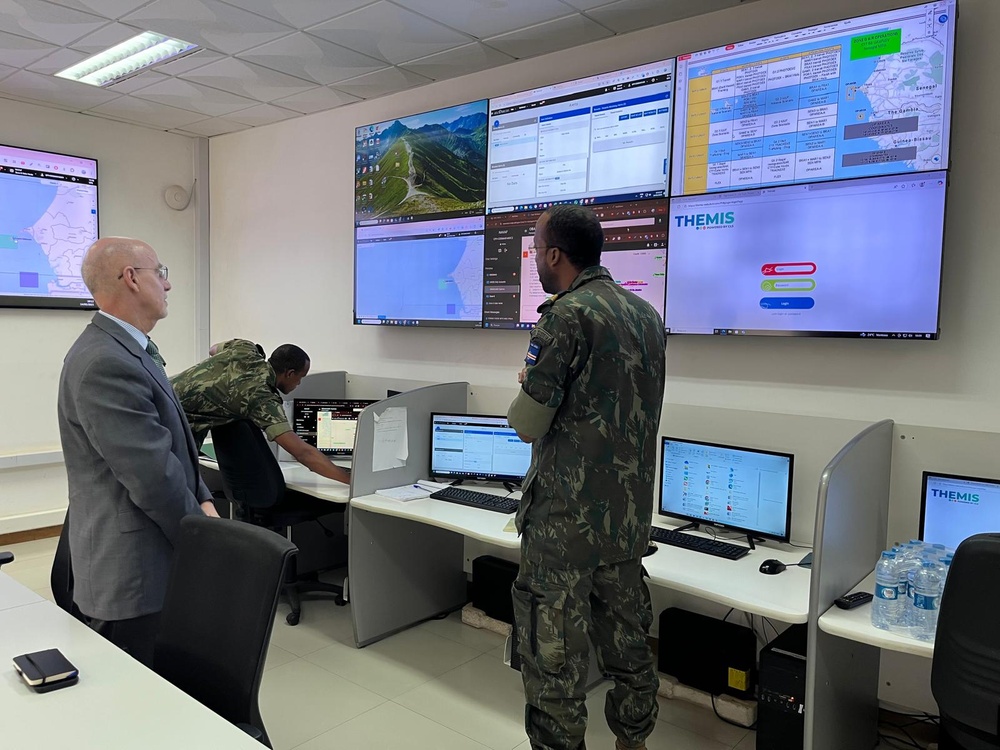 Ambassador Scott visits Cabo Verde for OE25