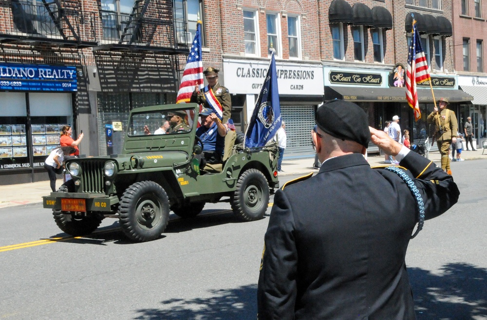 Army Reserve’s northeast commander leads Brooklyn in honoring fallen heroes