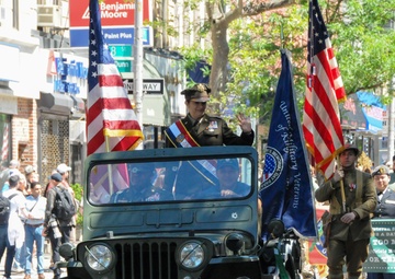 Army Reserve’s northeast commander leads Brooklyn in honoring fallen heroes