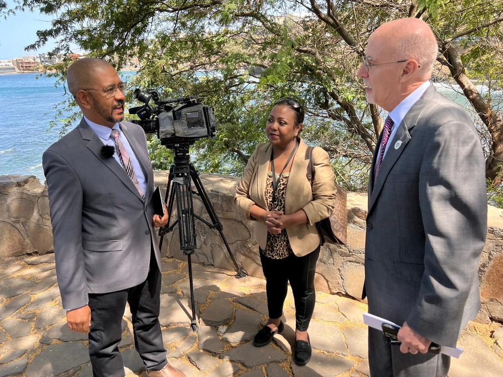 Ambassador Scott visits Cabo Verde for OE25