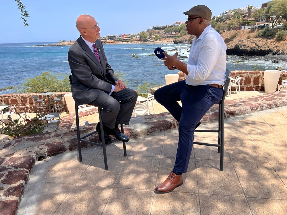 Ambassador Scott visits Cabo Verde for OE25