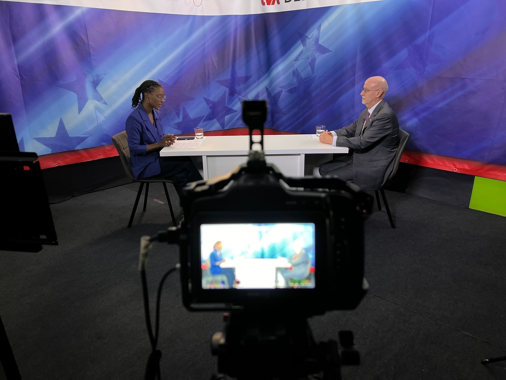 Ambassador Scott visits Cabo Verde for OE25