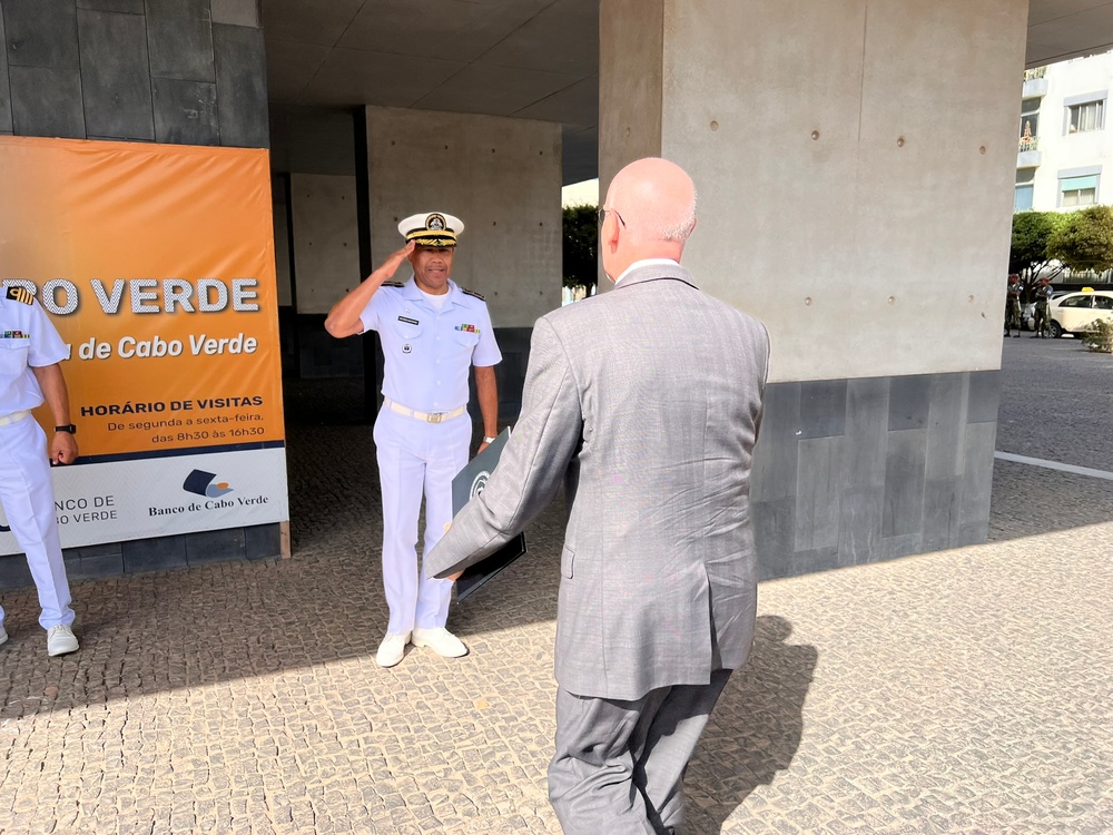 Ambassador Scott visits Cabo Verde for OE25