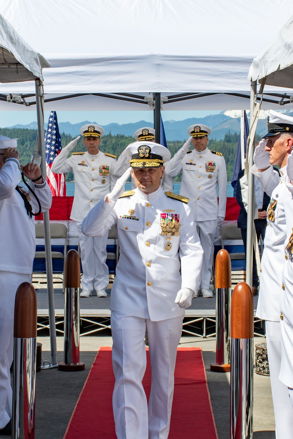Capt. Christman Assumes Command of DEVRON 5