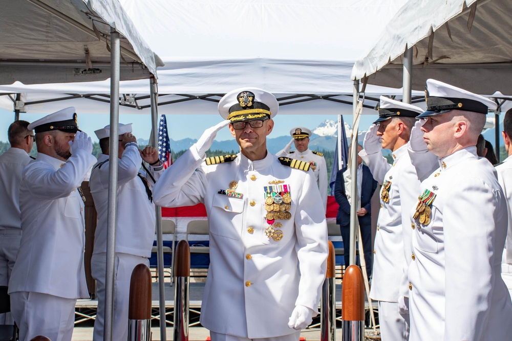 Capt. Christman Assumes Command of DEVRON 5