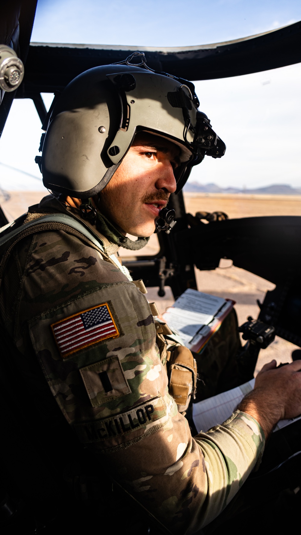 1st Combat Aviation Brigade transports 2nd Battalion, 12th Infantry Regiment along the southern border