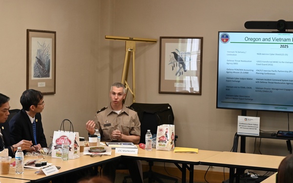 Oregon Guard meets with Vietnamese ambassadors, consulate staff