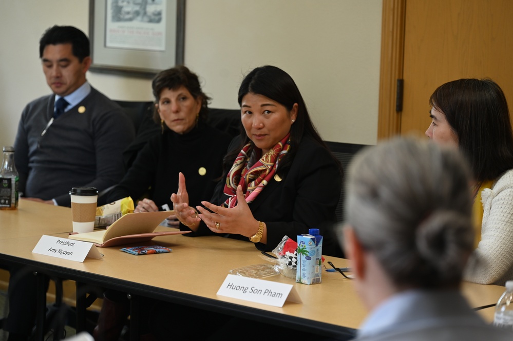 Oregon Guard meets with Vietnamese ambassadors, consulate staff