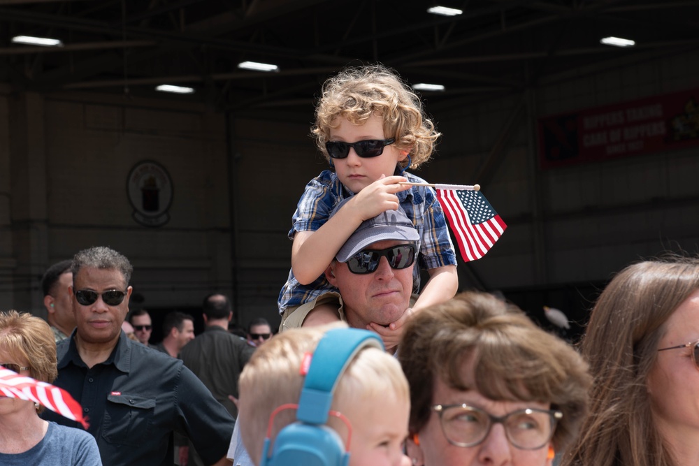 VFA-11 Returns Home From Deployment