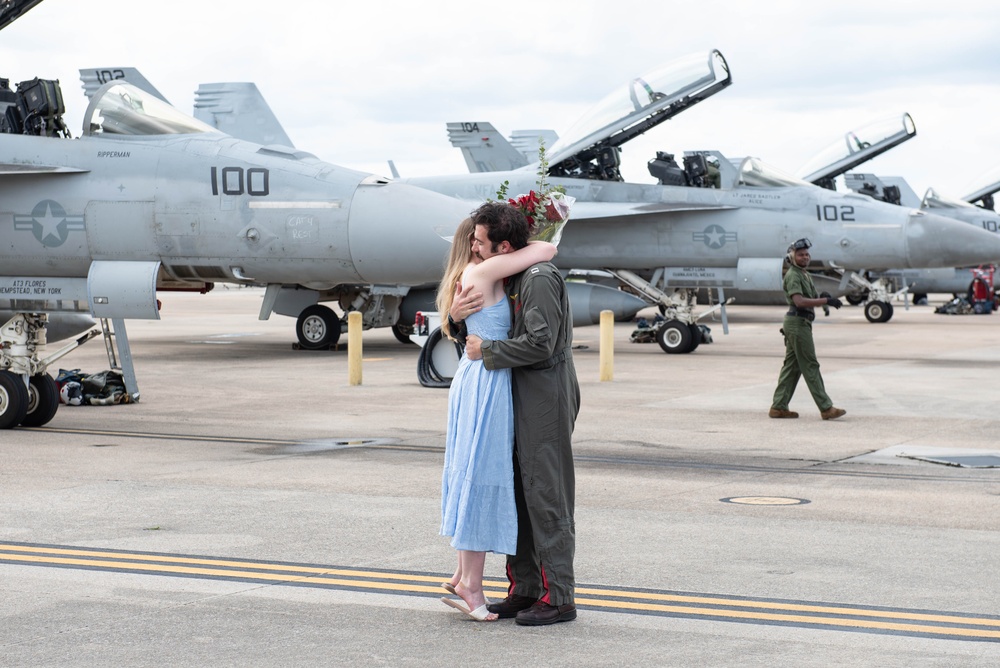 VFA-11 Returns Home From Deployment