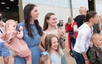 VFA-81 Returns Home From Deployment