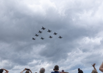 VFA-81 Returns Home From Deployment