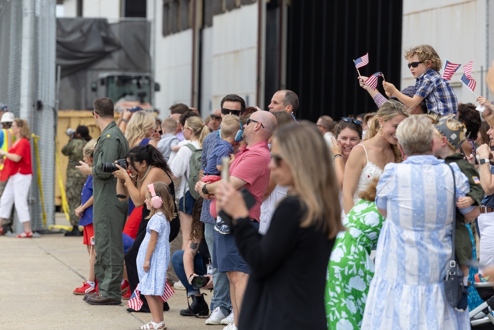 VFA-11 Returns Home From Deployment