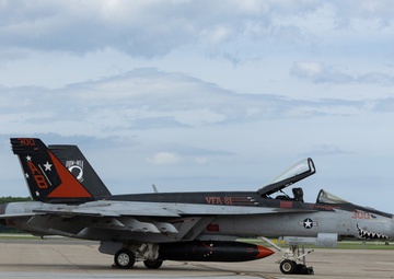 VFA-81 Returns Home From Deployment