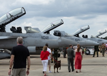 VFA-11 Returns Home From Deployment
