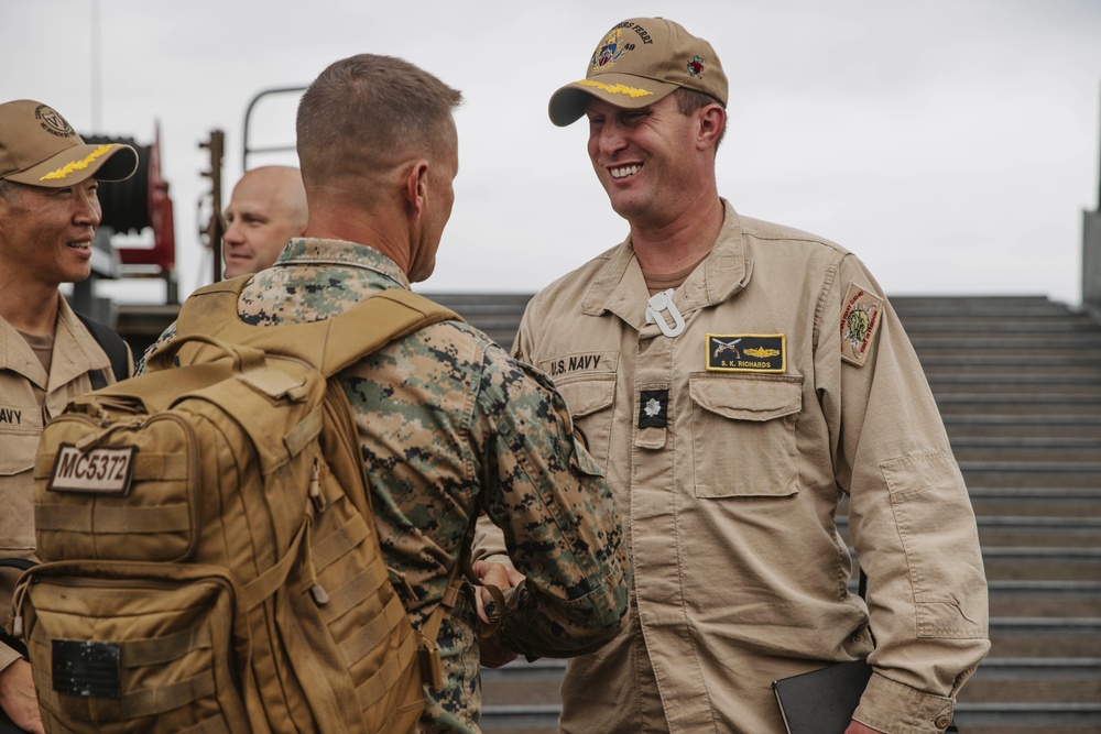 QUART: 15th MEU CO visits Harpers Ferry
