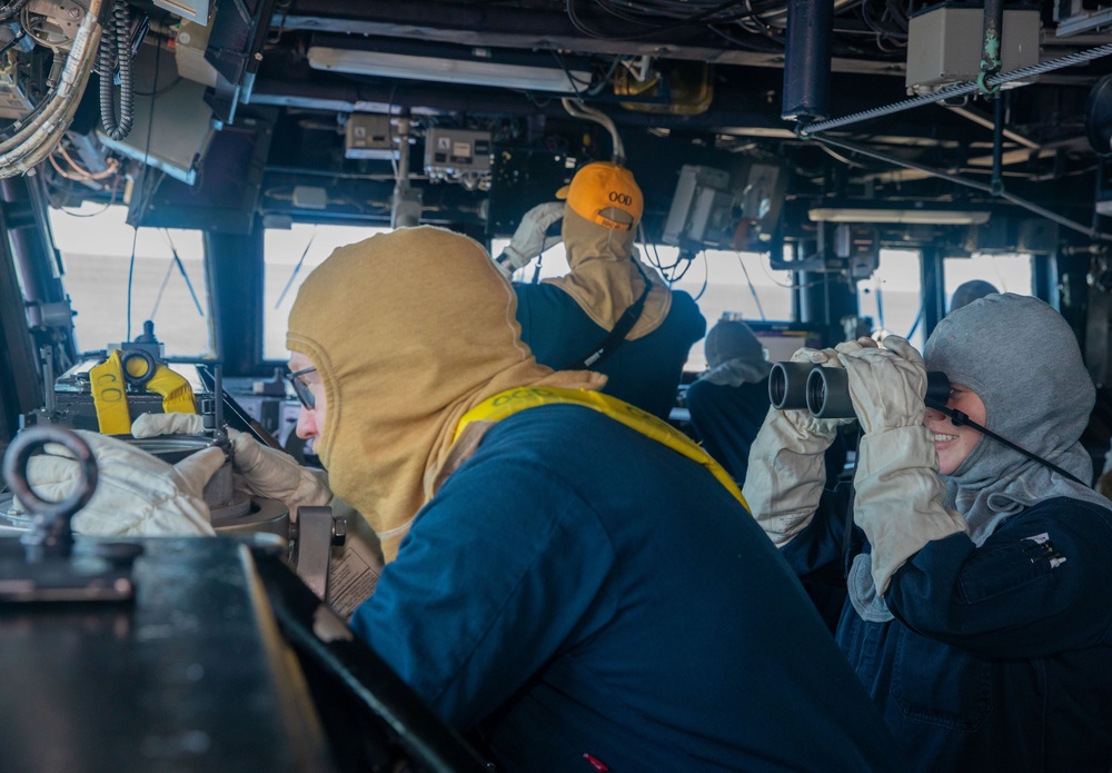 USS Benfold (DDG 65) sets Damage Control