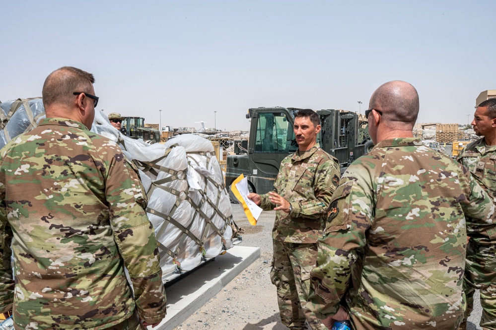 386th ELRS tour with 386th AEW senior leadership