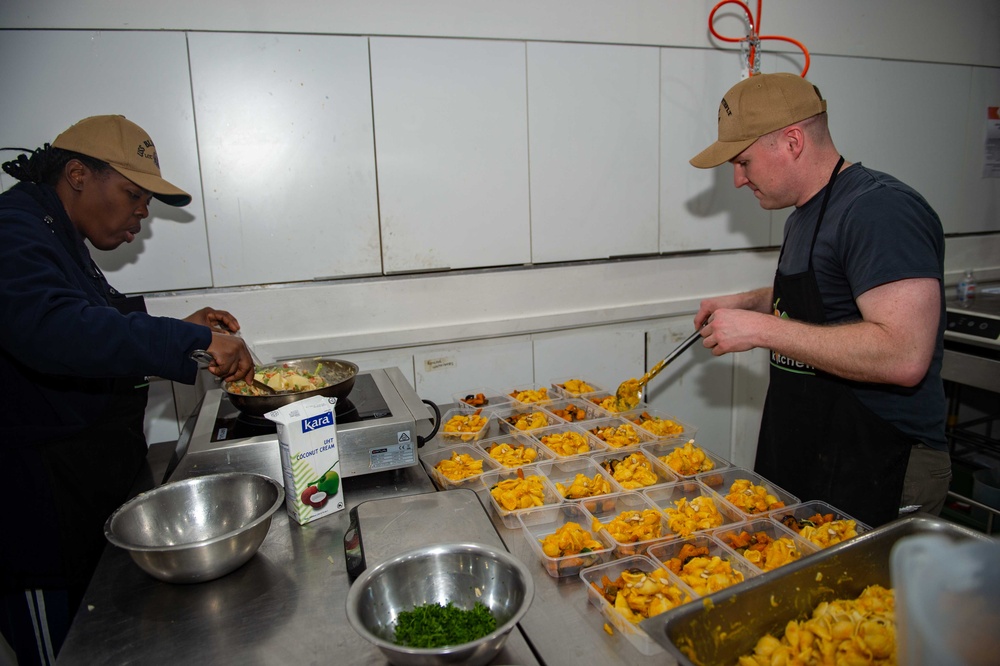 Blue Ridge Volunteers at Food Kitchen in Australia