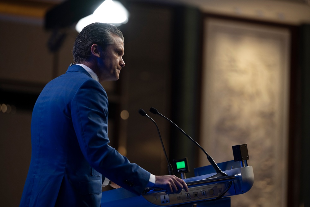 SD Delivers Remarks, Meets with Counterparts at Shangri-La Dialogue