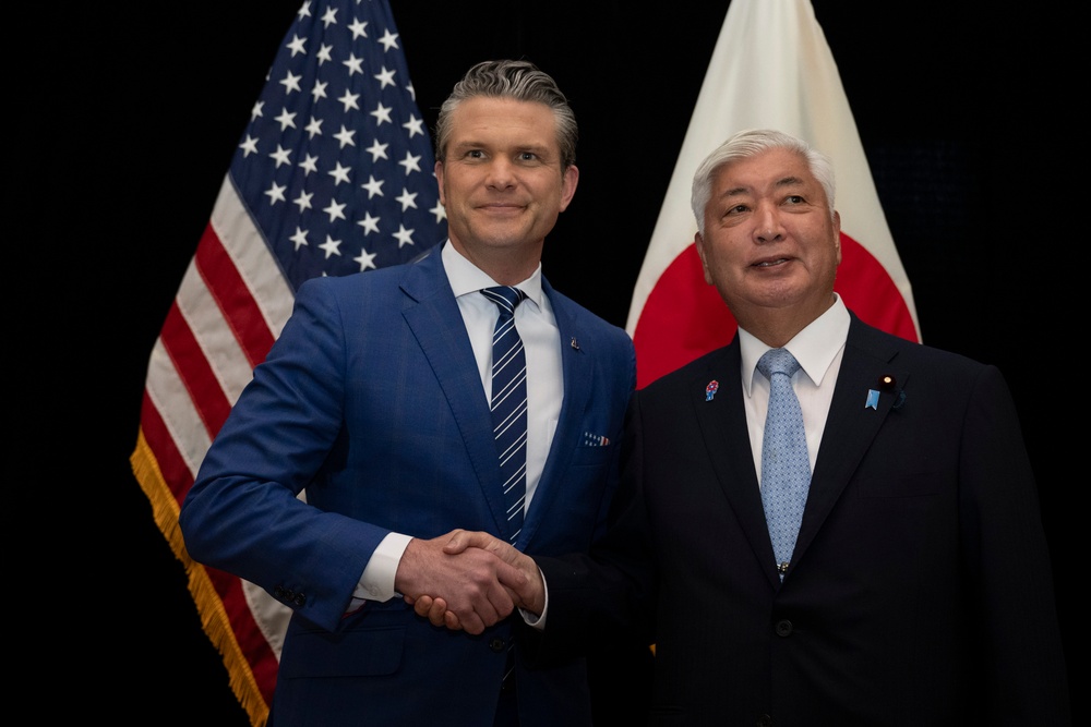 SD Delivers Remarks, Meets with Counterparts at Shangri-La Dialogue