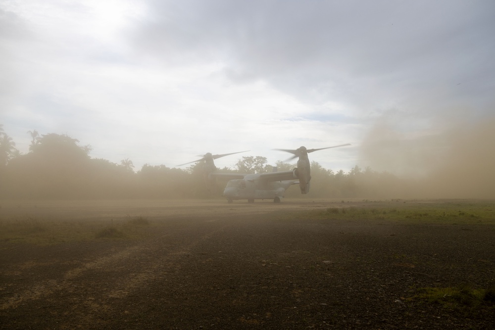 KAMANDAG 9: VMM-364 Inserts U.S. Marines and Philippine Marines during a simulated airfield seizure