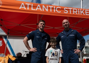 Atlantic Strike Team showcases Coast Guard capabilities during Fleet Week New York
