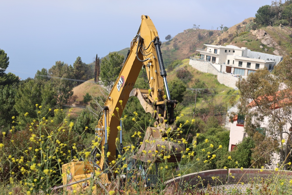 Debris removal in the canyons