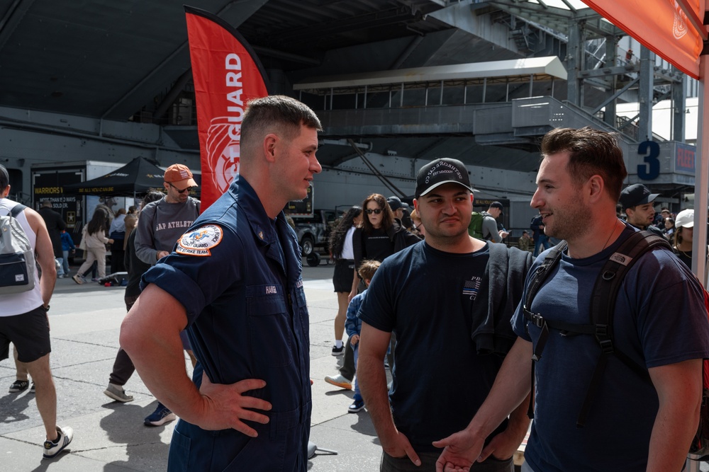 Atlantic Strike Team showcases Coast Guard capabilities during Fleet Week New York