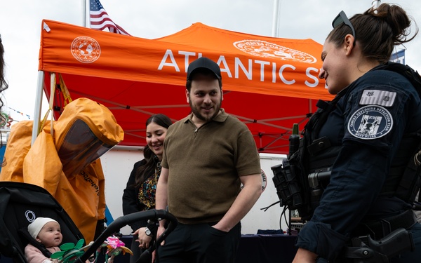 Coast Guard K-9 team engages public and conducts sweeps at Fleet Week New York