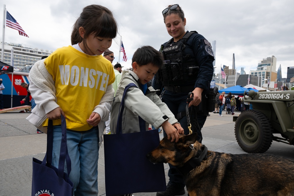 Coast Guard K-9 team engages public and conducts sweeps at Fleet Week New York