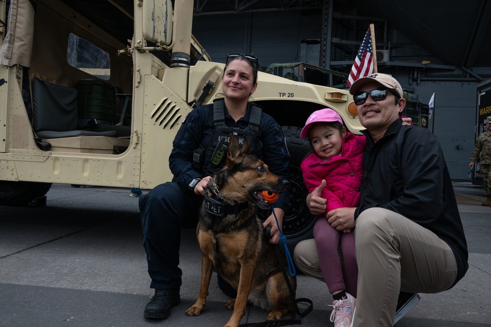 Coast Guard K-9 team engages public and conducts sweeps at Fleet Week New York