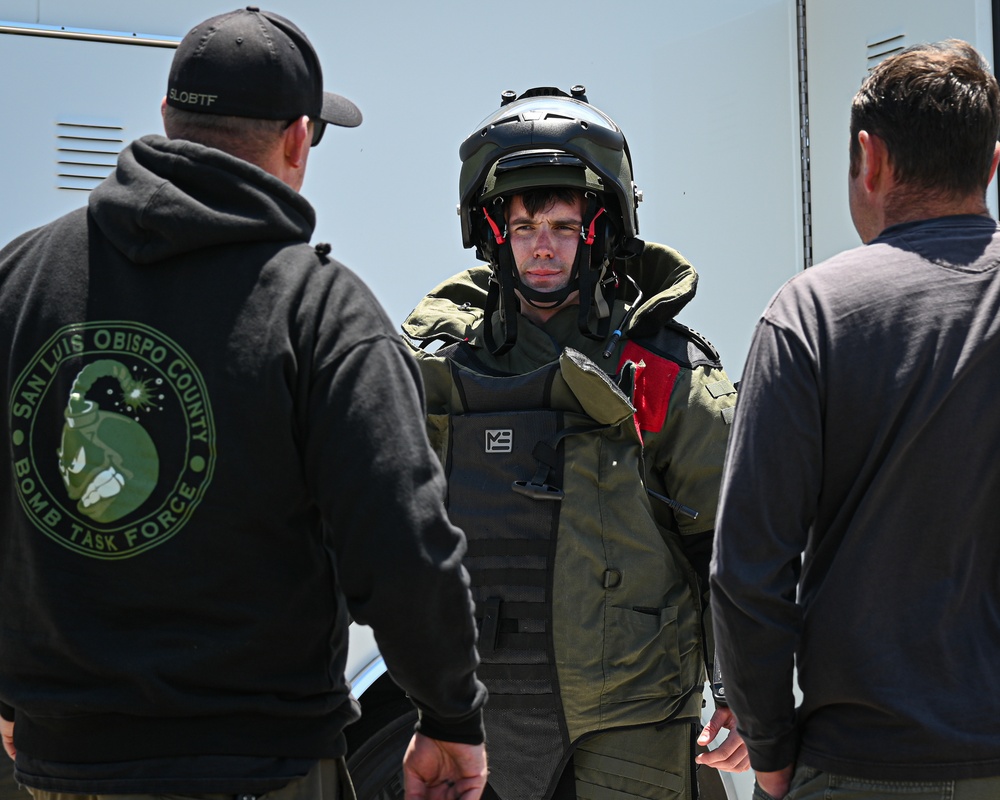 Vandenberg EOD teams-up with local bomb squads