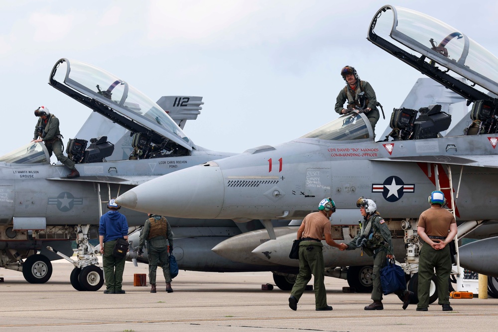 VFA-11 Returns Home From Deployment