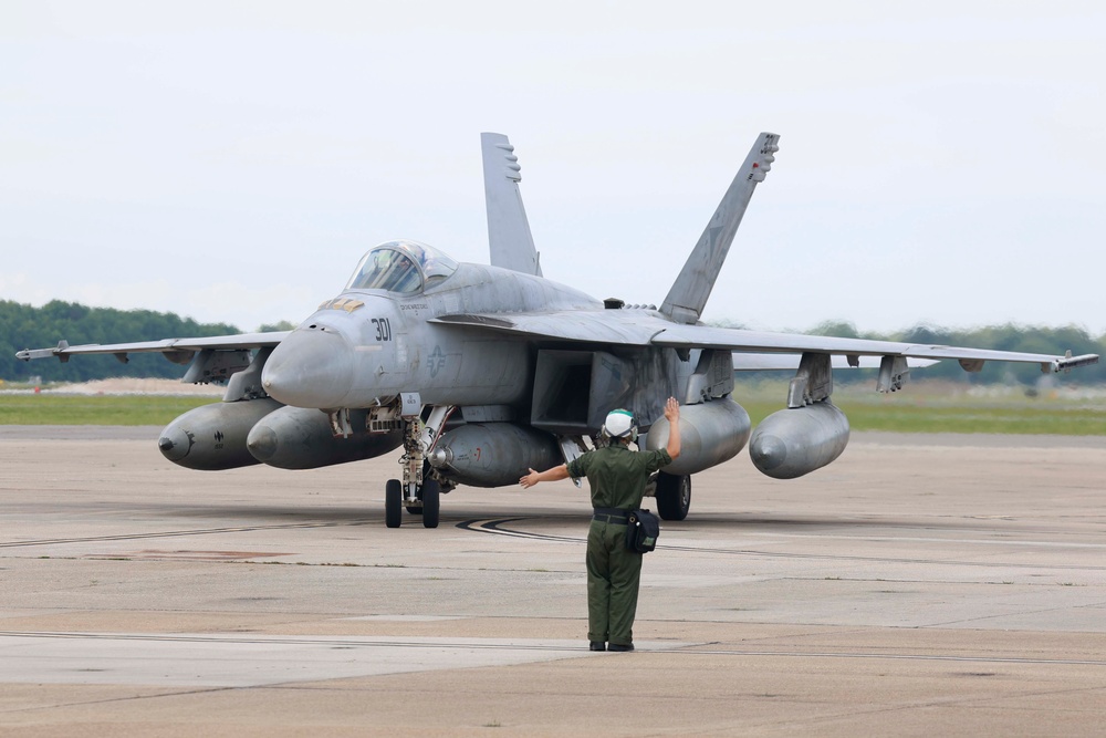 VFA-81 Returns Home From Deployment