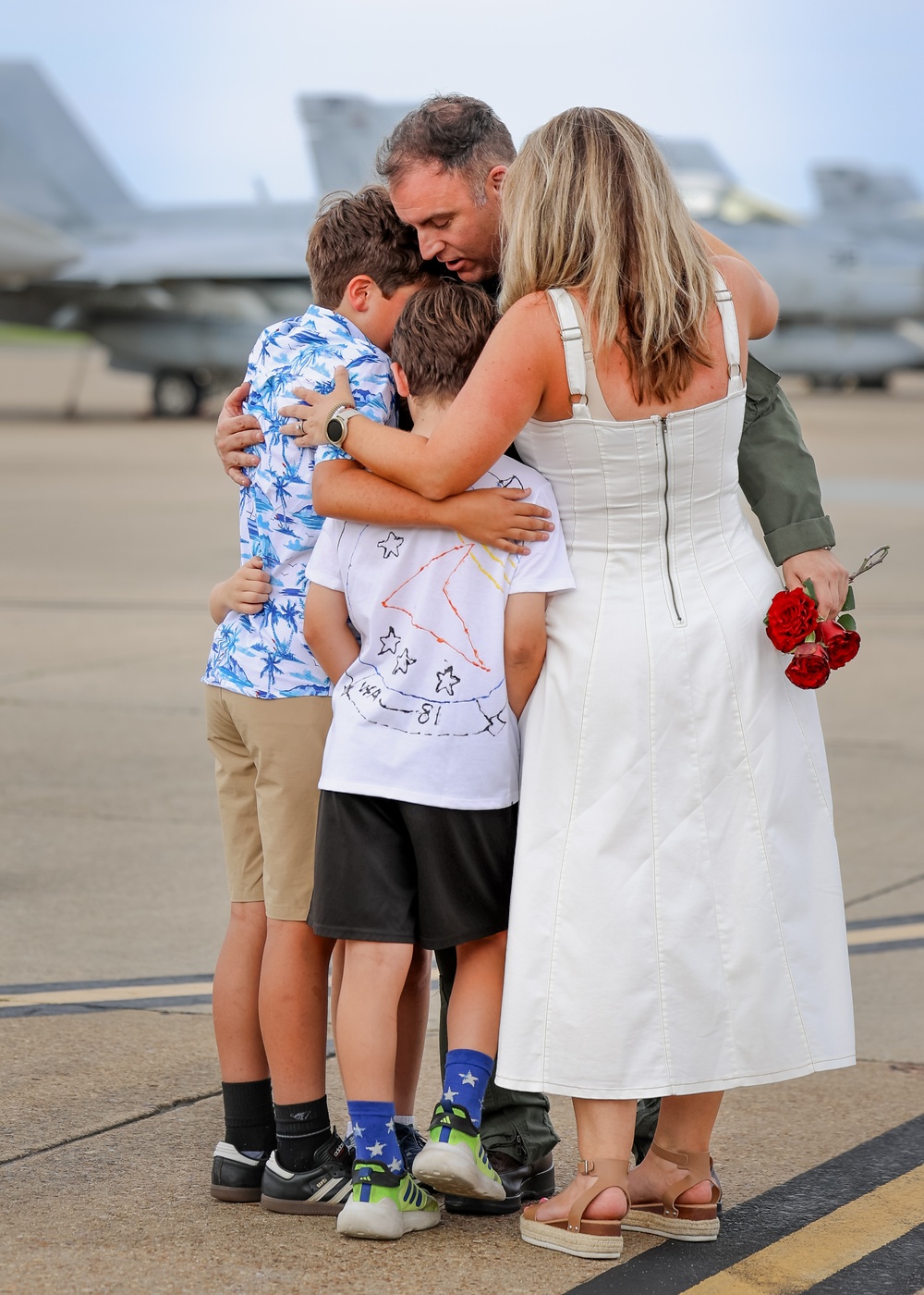 VFA-81 Returns Home From Deployment