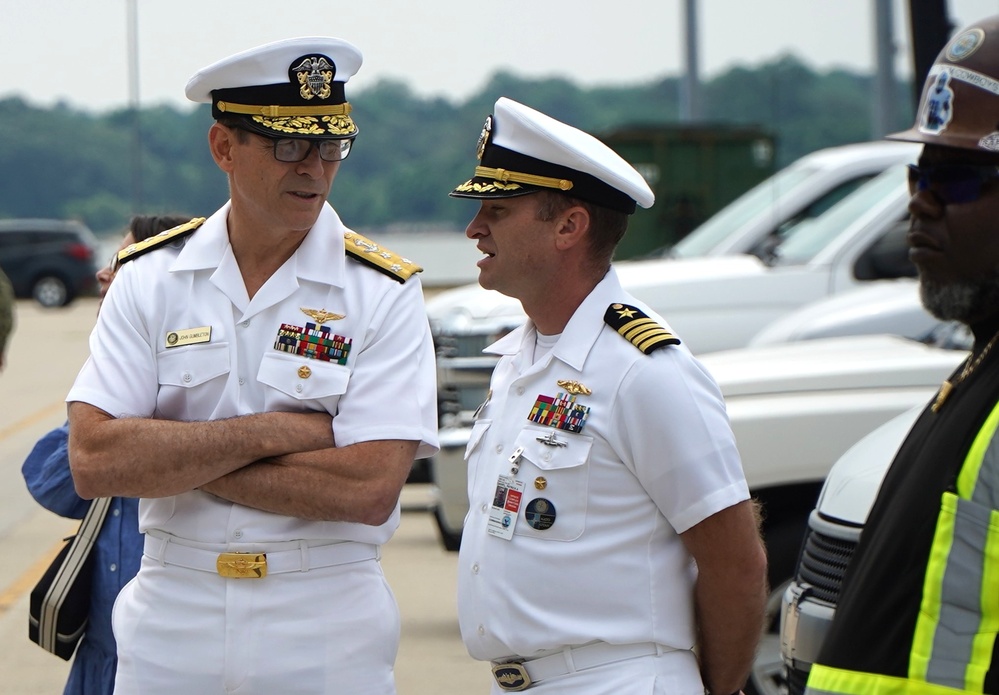 USS Gettysburg (CG 64) berths at Naval Weapons Station Yorktown after deployment