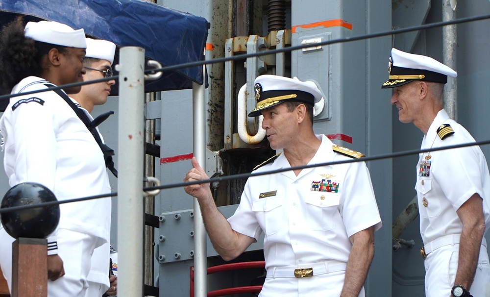 USS Gettysburg (CG 64) berths at Naval Weapons Station Yorktown after deployment