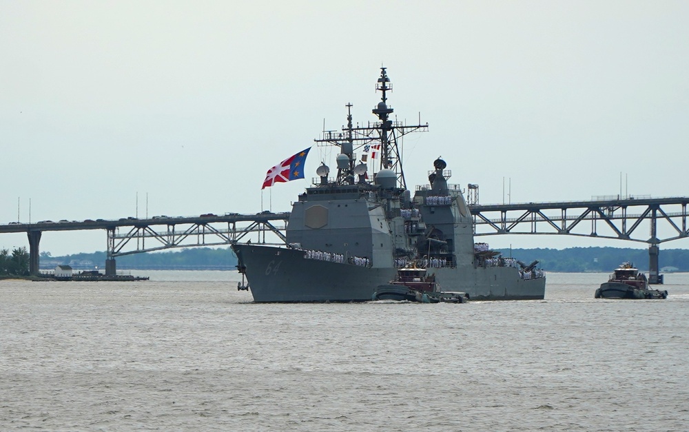 USS Gettysburg (CG 64) berths at Naval Weapons Station Yorktown after deployment