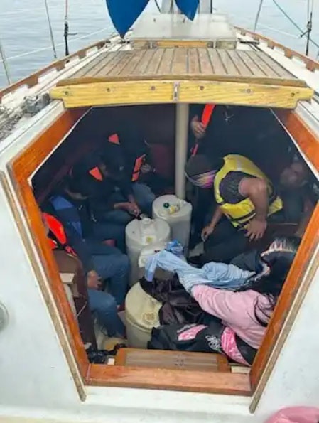 U.S. Coast Guard interdicts 16 aliens off the coast of Point Loma