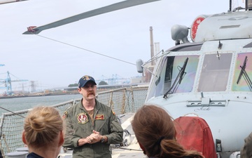 #wolfpack Lt. Connor Ewing provides a MH-60R Sea Hawk helicopter brief to distinguished visitors