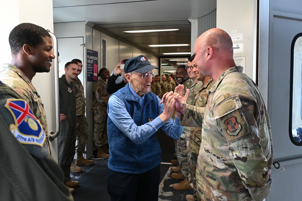 117ARW Honors WWII Veteran