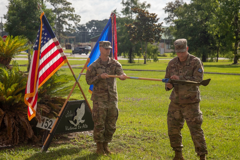 Alpha Company &quot;Storm&quot;, 2-3 GSAB, Color Casing ceremony