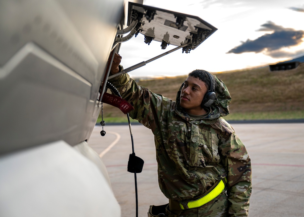 4th FGS Conducts Weapons Loading Exercise
