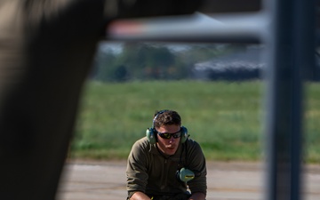 4th FGS Conducts Weapons Loading Exercise