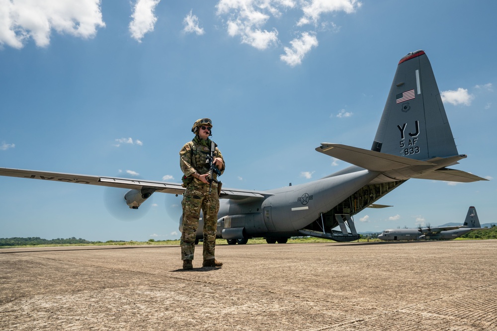 374 AW dispatches airlift support for USARPAC operations in Philippines