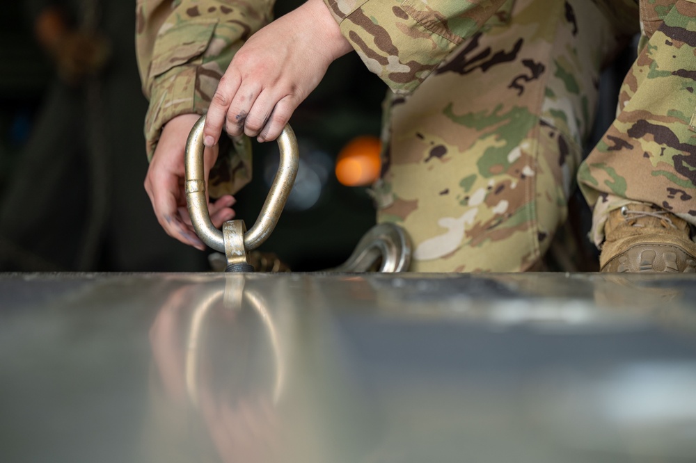 374 AW dispatches airlift support for USARPAC operations in Philippines