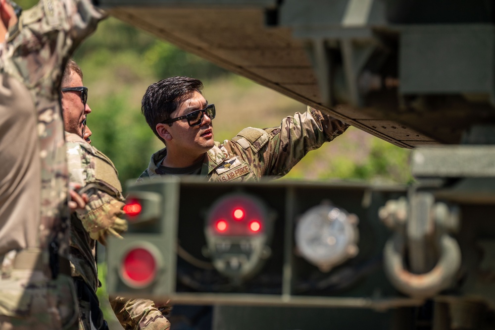 374 AW dispatches airlift support for USARPAC operations in Philippines