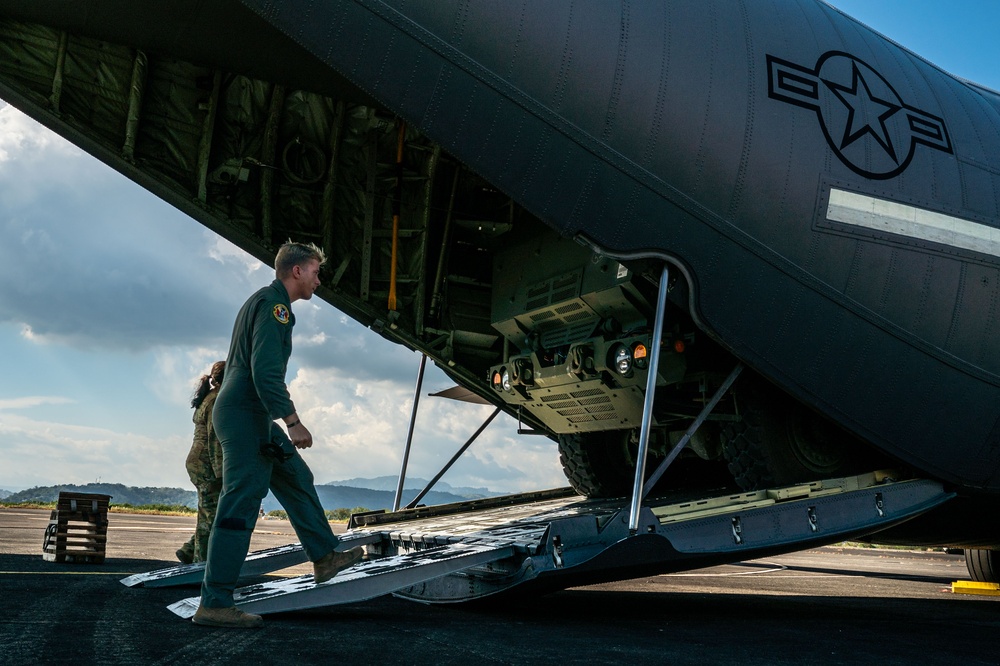 374 AW dispatches airlift support for USARPAC operations in Philippines