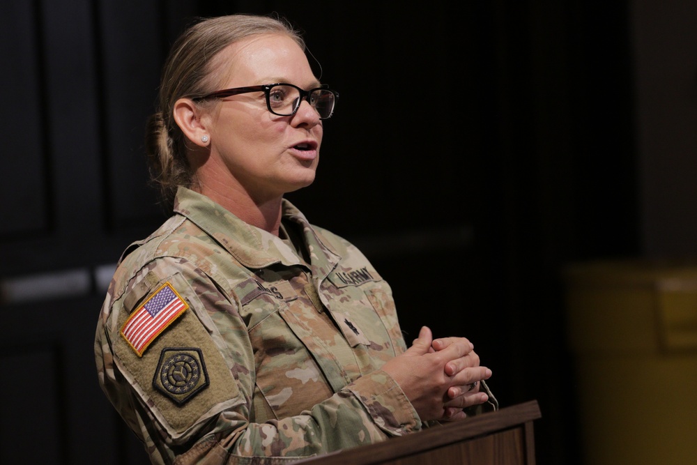 Illinois National Guard Honors Master Sgt. Francis Sarnecki’s 31 Years of Service